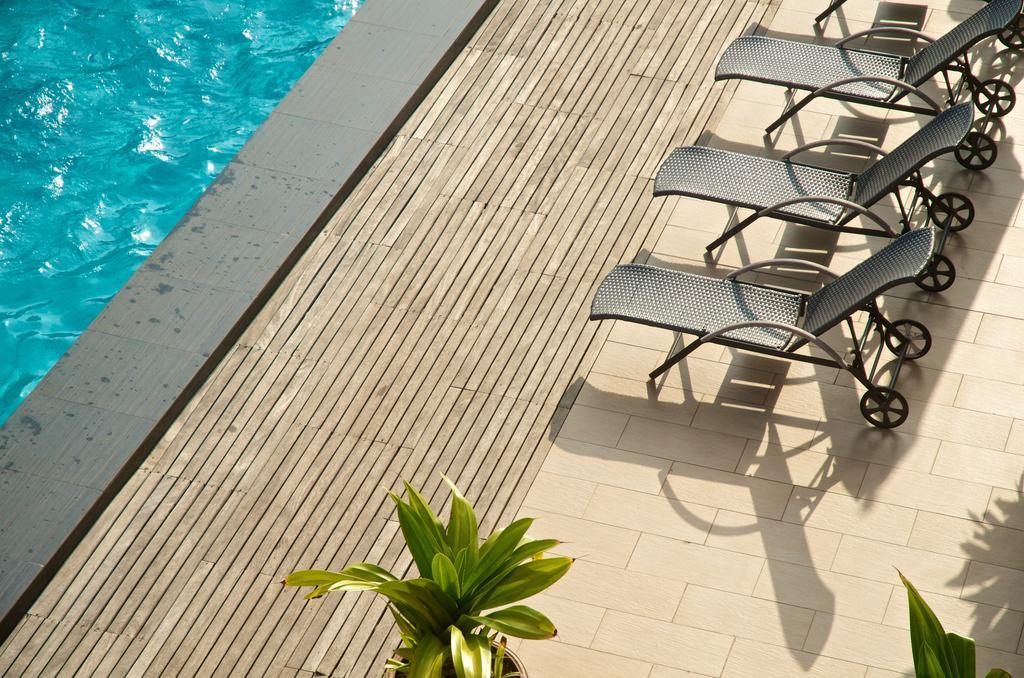 Hotel Maison Rouge קוטונו מראה חיצוני תמונה