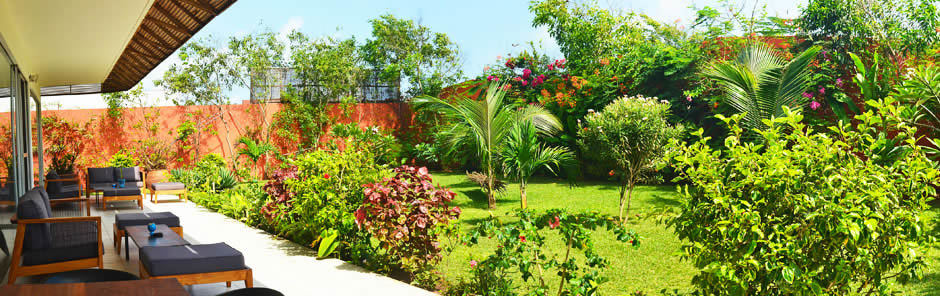 Hotel Maison Rouge קוטונו מראה חיצוני תמונה