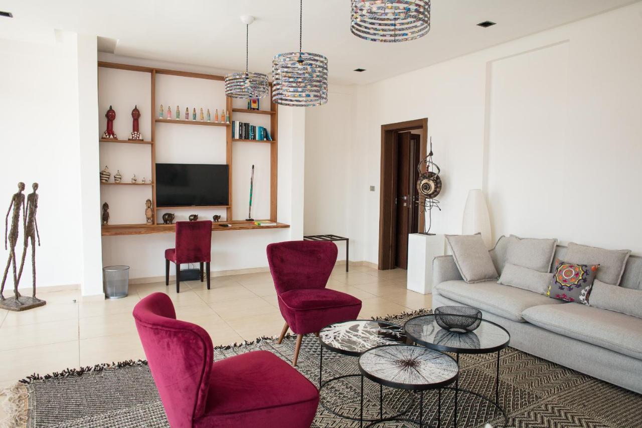 Hotel Maison Rouge קוטונו מראה חיצוני תמונה